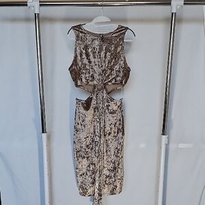 Elegant Velvet Mini Dress in Brown